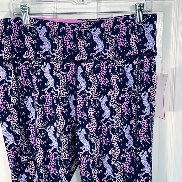 Lilly Pulitzer weekend, high-rise leggings, oyster bay navy on the catwalk XL - Picture 2 of 4